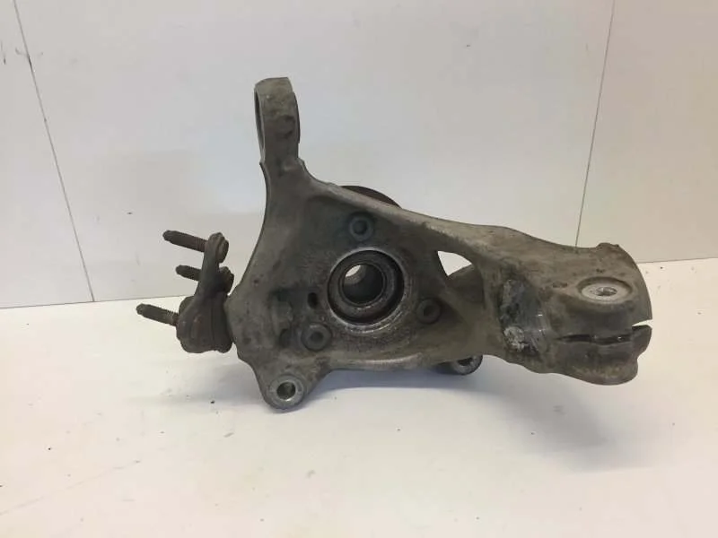 Кулак поворотный Volkswagen Tiguan 2016-2023 5Q0407253B 2, передний левый