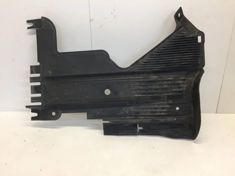 Защита двигателя Audi A5 2007-2016 8T0825216D 1