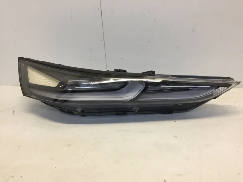 Ходовой огонь Hyundai Santa Fe 2018-2022 92208S1000 4, передний правый