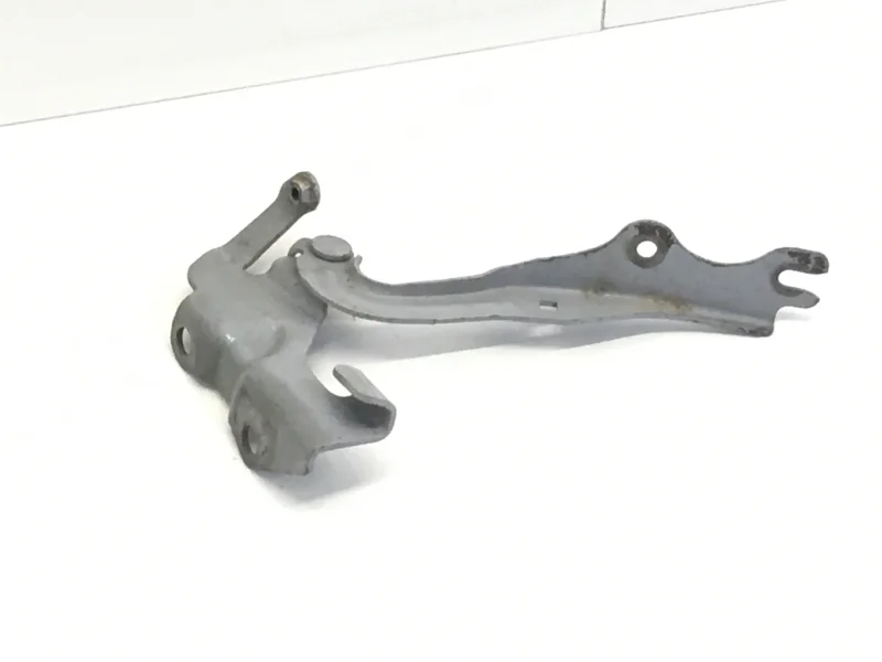 Петля капота Mazda 3 2009-2013 BP4K52420B BL, левая