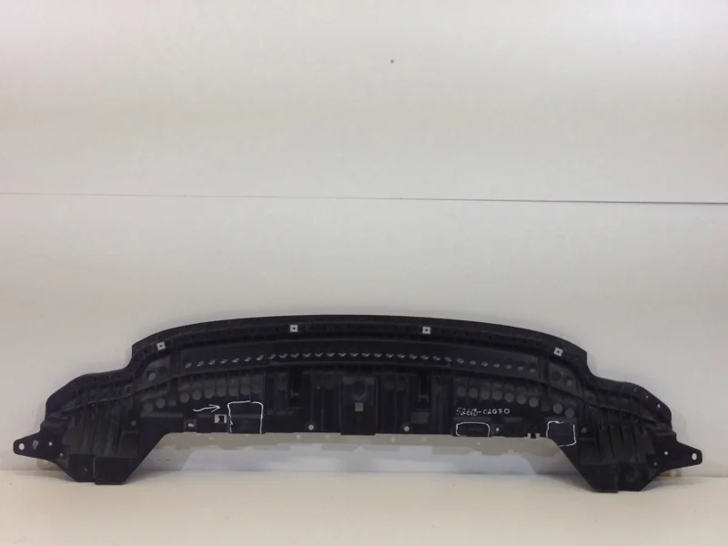 Пыльник бампера Toyota Corolla 2015-2020 5261802070 E180, передний