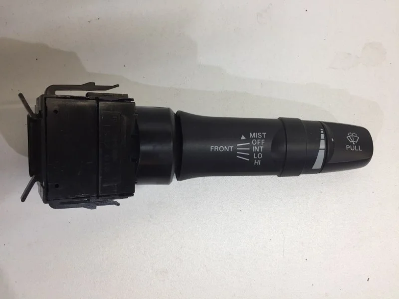 Переключатель подрулевой Mitsubishi L200 2006-2015 8612A014 4 4D56, правый