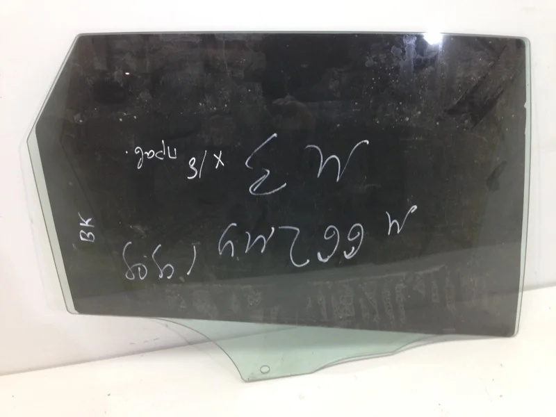 Стекло двери Mazda 3 2006-2009 BP4K72511A BK, заднее правое