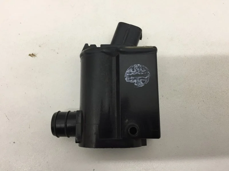 Насос стеклоомывателя Hyundai Getz 2005-2011 985101W000 1, передний