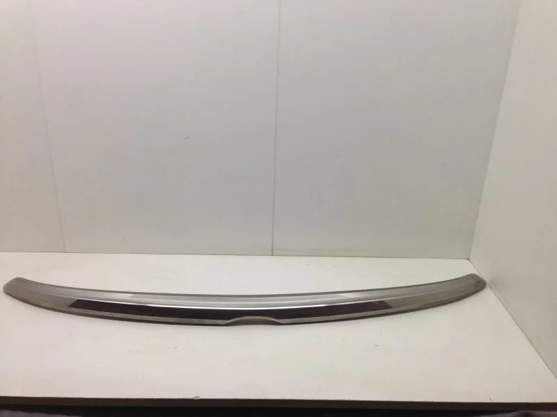 Молдинг капота Toyota Camry 2014-2017 7577033040 XV50, передний