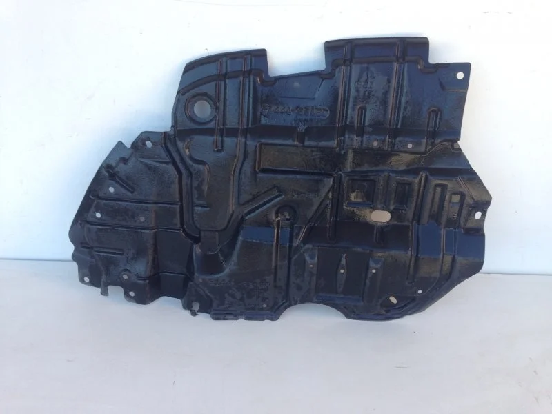 Защита Toyota Camry 2014-2018 5144133180 XV50, передняя