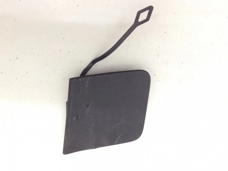 Заглушка буксировочного крюка бампера Mercedes-Benz GLC-klasse 2015-2019 A2538850023 X253, задняя