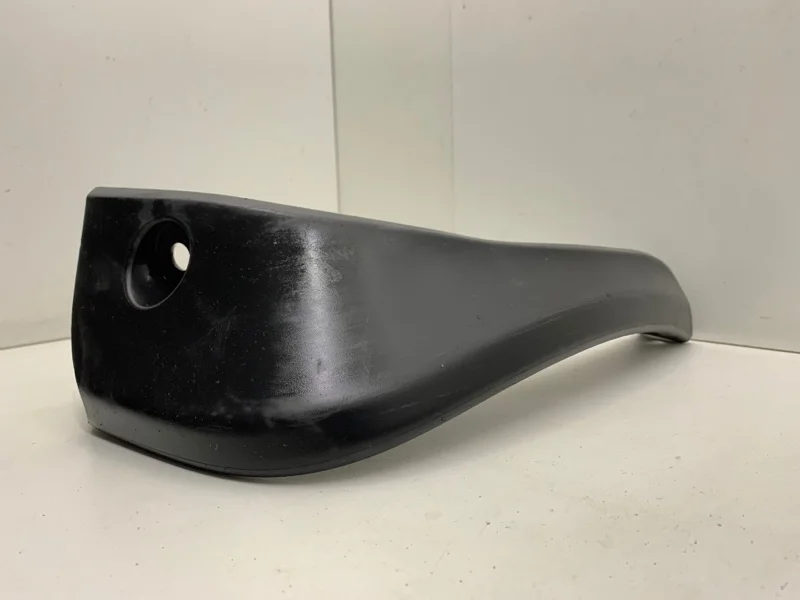 Брызговик Nissan Qashqai 2006-2013 78810BR01A J10, задний правый