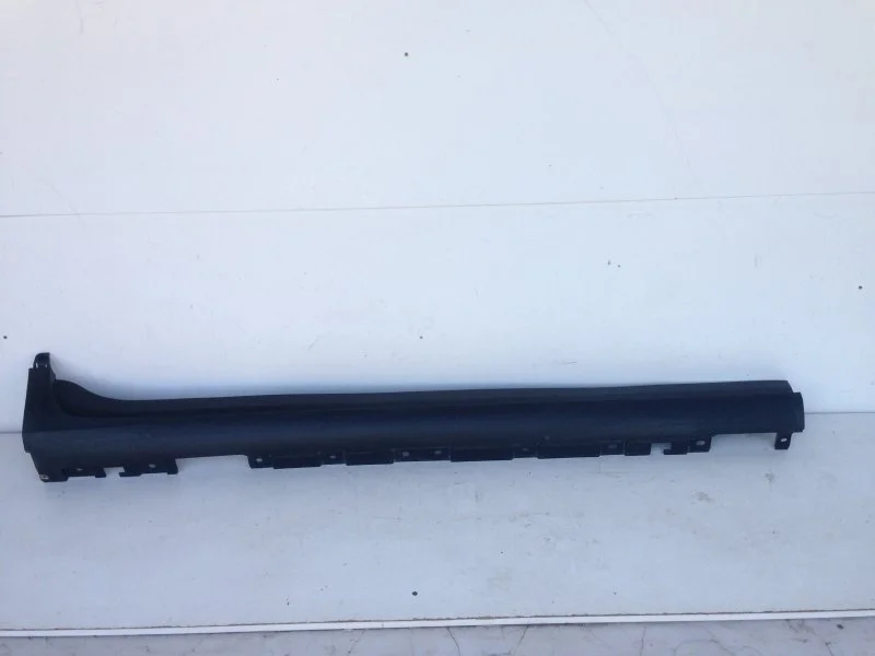 Накладка порога BMW X4 2014-2018 51777210080 F26, правая