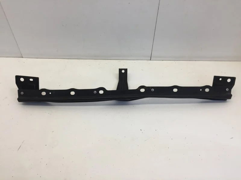 Кронштейн бампера Mitsubishi Outlander 2005-2013 6400A477 XL, передний