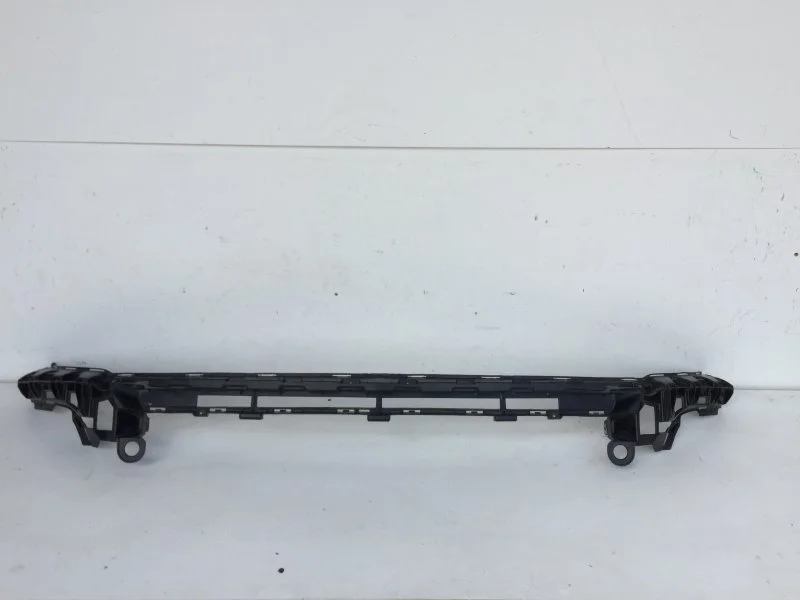 Кронштейн бампера Mercedes-Benz E-Klasse 2016-2020 A2138852500 W213, передний