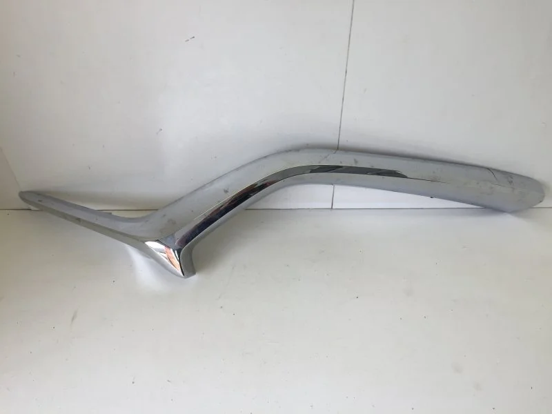 Молдинг решетки радиатора Mazda CX-5 2017-2021 KFYT507K1 2, передний левый