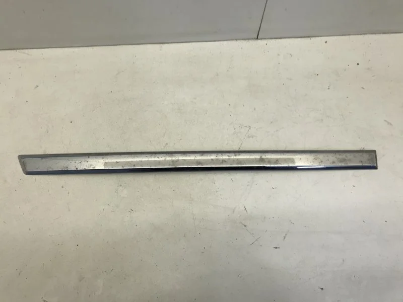 Молдинг двери Mercedes-Benz GLK-klasse 2008-2015 A2047300480 X204, задний правый