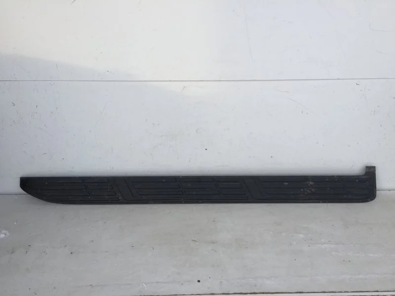 Накладка подножки Toyota Land Cruiser Prado 2009-2020 5177260180 150, левая