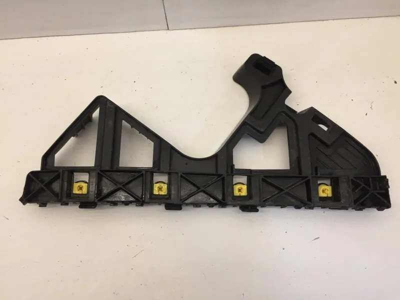 Кронштейн бампера Kia Optima 2018-2021 86613D4000 4, задний левый