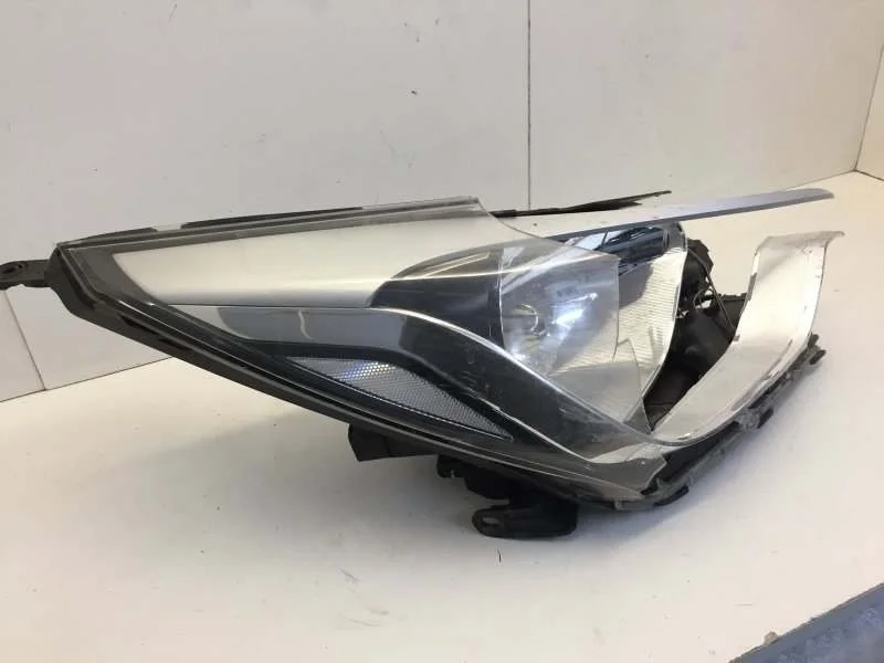Фара Hyundai Solaris 2010-2017 921024L000 1, передняя правая
