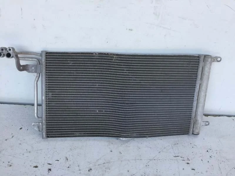 Радиатор кондиционера Volkswagen Polo 2015-2020 6C0816411B 5, передний