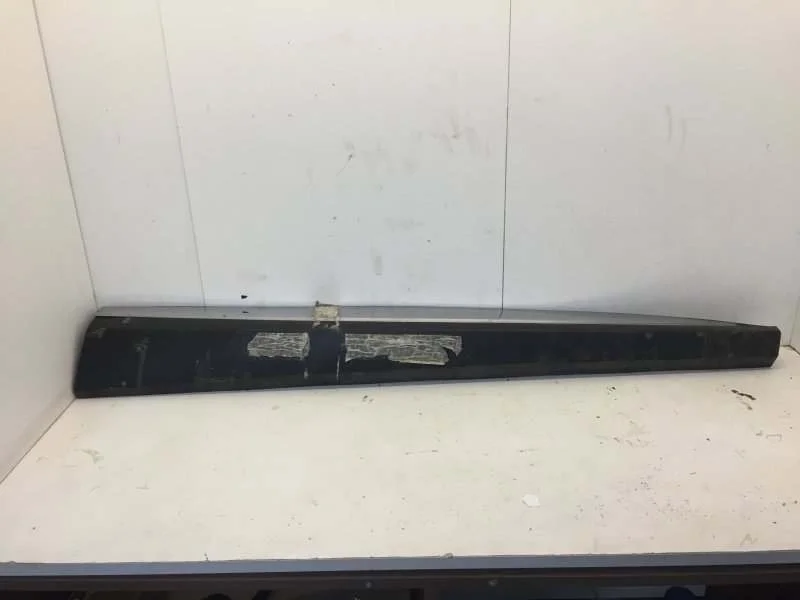 Накладка двери Nissan Murano 2014-2021 808709UA0A Z52, передняя правая