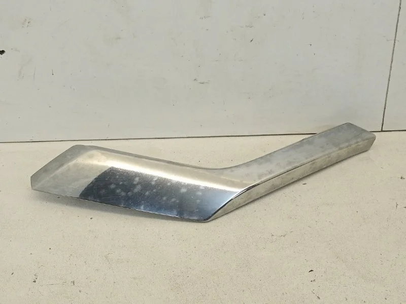 Накладка бампера Mitsubishi Pajero Sport 2015-2020 6407A153 3, передняя левая