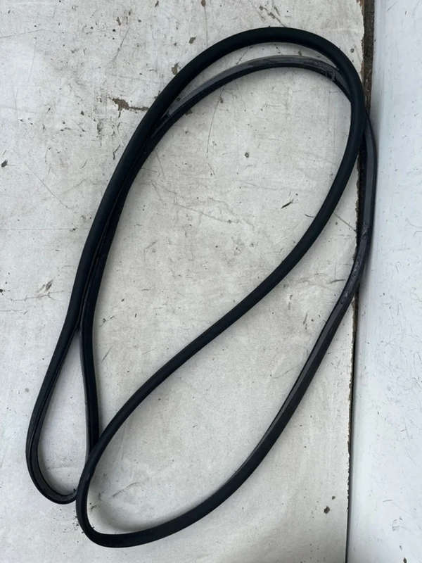 Уплотнитель двери BMW 5 series 2021 41007408961 G30/G31, передний левый