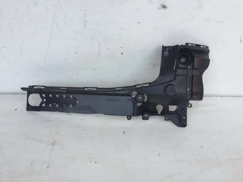 Кронштейн бампера BMW X4 2018-2021 G02