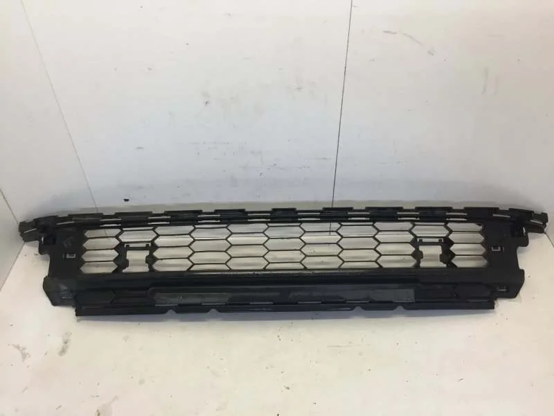 Решётка бампера Skoda Kodiaq 2016-2021 565853677E 1, передняя