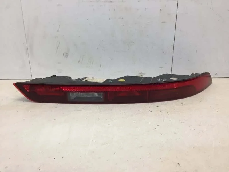 Фонарь Audi Q7 2015-2020 4M0945096 2, задний правый
