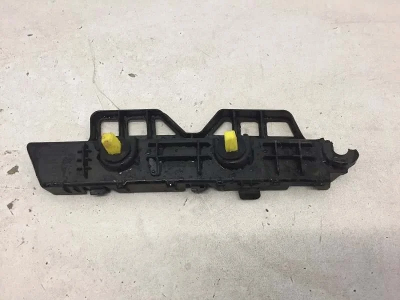 Кронштейн Kia Rio 2015-2023 86616H0500 4, задний правый