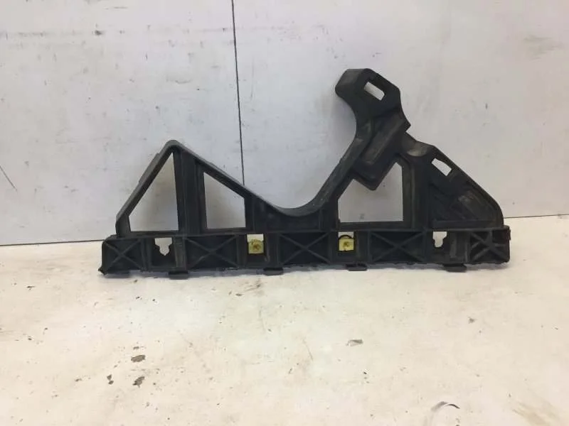 Кронштейн бампера Kia Optima 2015-2020 86613D4000 4, задний левый