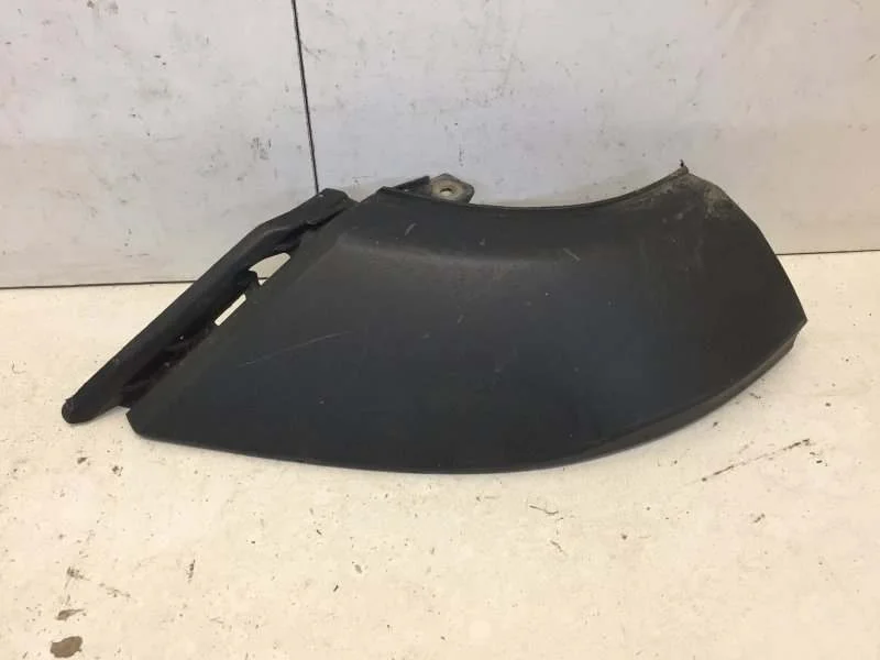 Накладка бампера Mercedes-Benz Gls-Klasse 2015-2019 A1668853025 X166, передняя правая