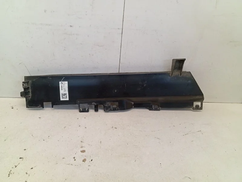 Дефлектор воздушный BMW X5 2013-2018 51747343798 F15, передний левый