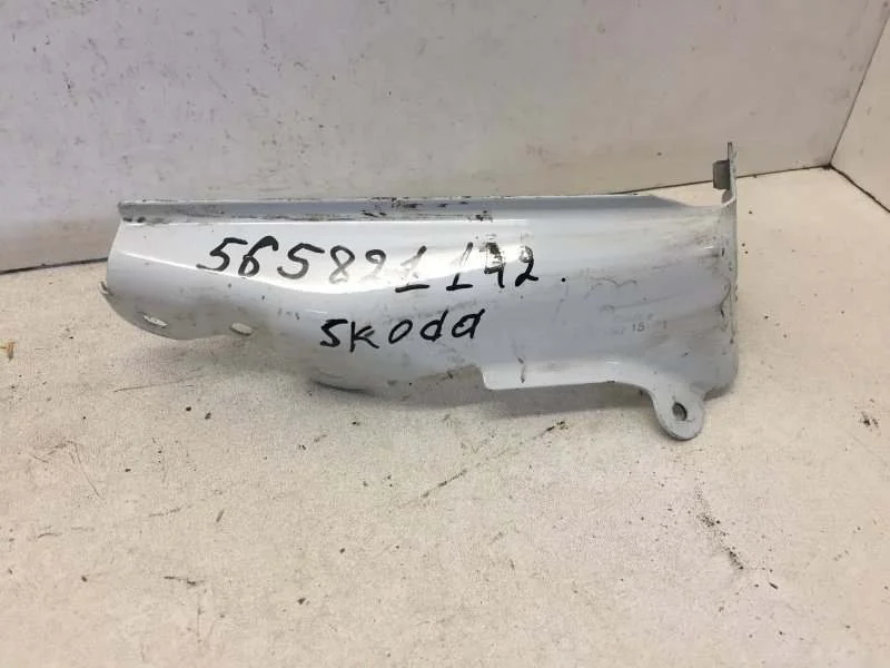 Кронштейн крыла Skoda Kodiaq 2016-2023 565821142 1, передний правый
