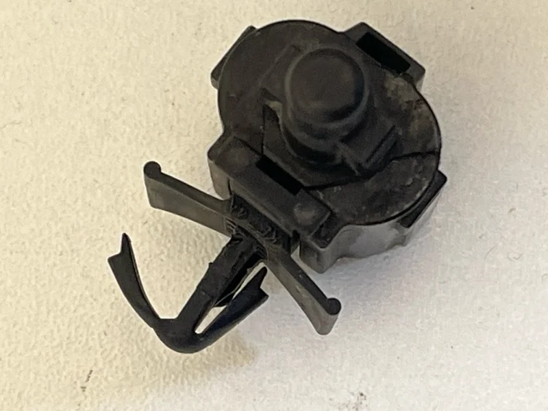 Датчик Hyundai I20 2008-2012 969852D700 1