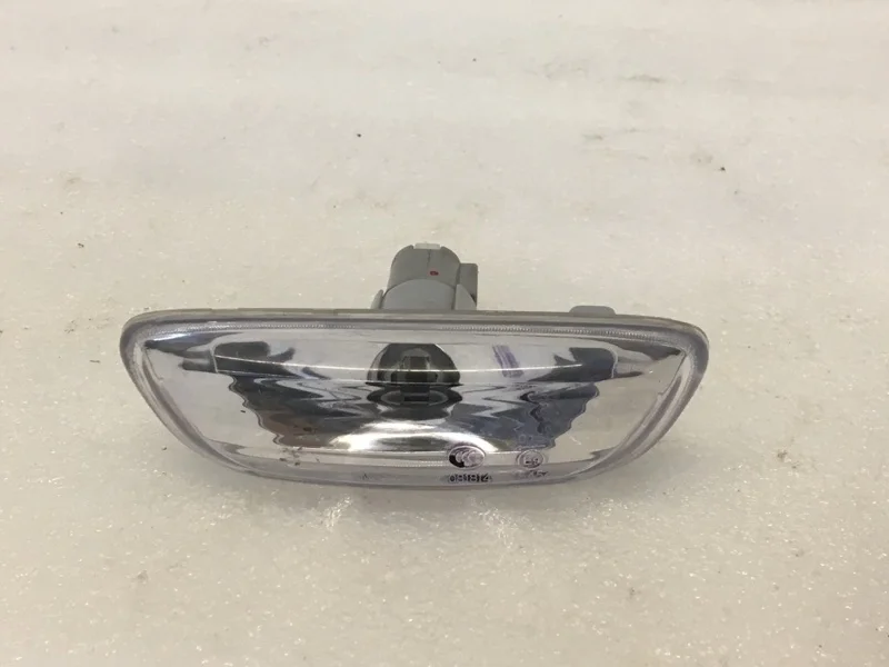 Указатель поворота Kia Rio 2017-2021 92303D8000 4, передний