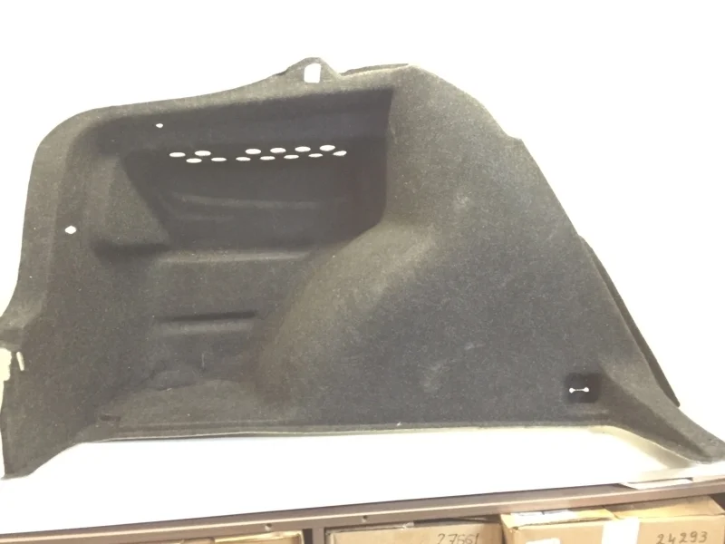 Обшивка багажника Skoda Rapid 2012-2020 5JA867428B 1, задняя