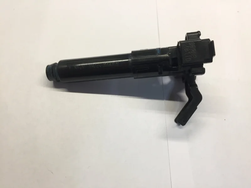 Форсунка омывателя фары Lexus RX 2015-2022 8520848110 4, передняя левая