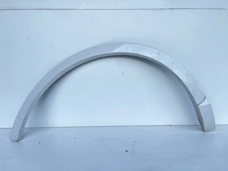 Накладка крыла Audi Q3 2014-2018 8U0853818 8U, задняя правая