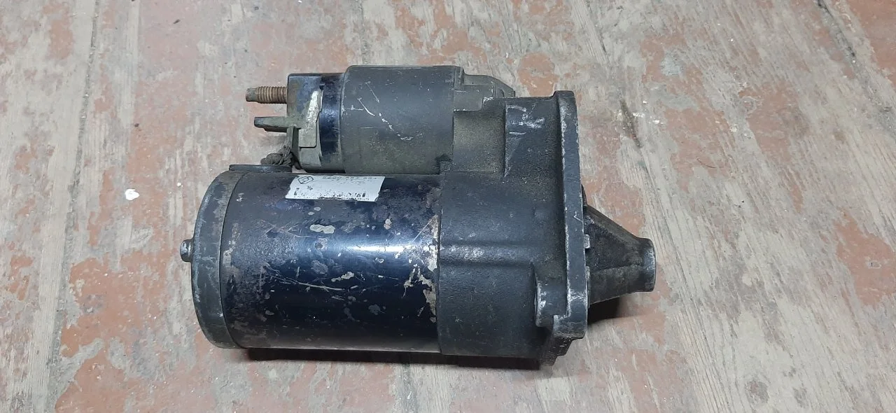 Стартер Renault Logan 8200584664