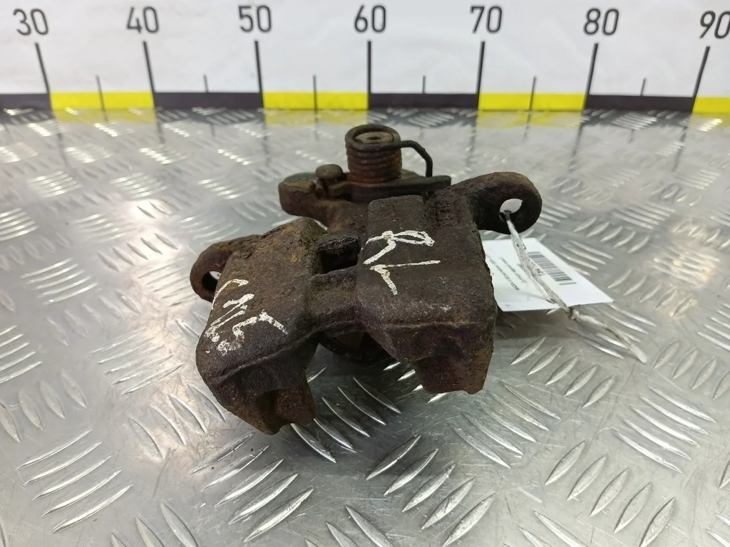 Суппорт задний левый MAZDA 6 GG рестайлинг (2005—