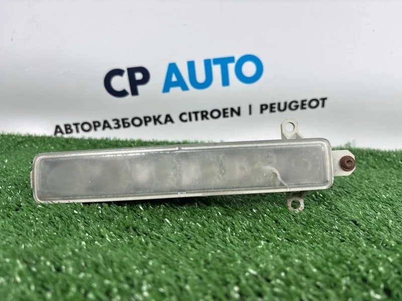 Дневной ходовой огонь дхо Citroen C4 2014 SEDAN