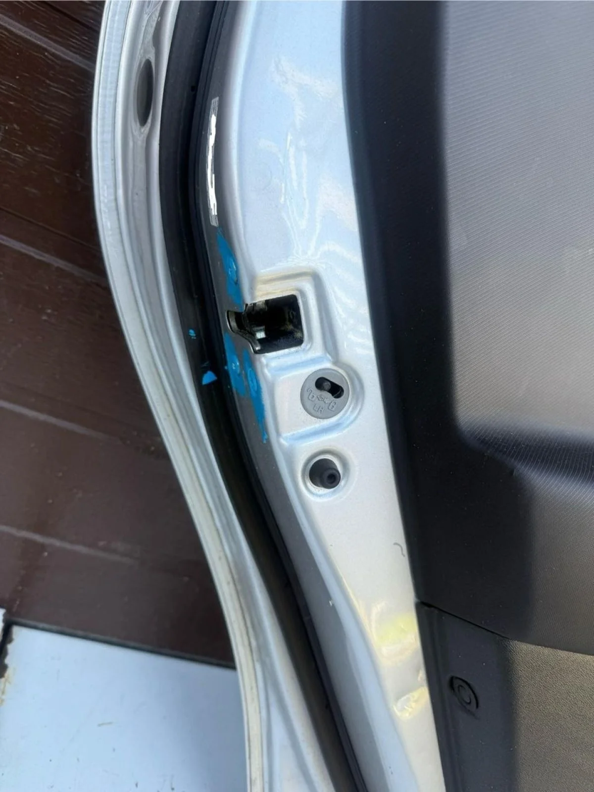 Замок двери задней левой Kia Ceed ED (2006—2010)