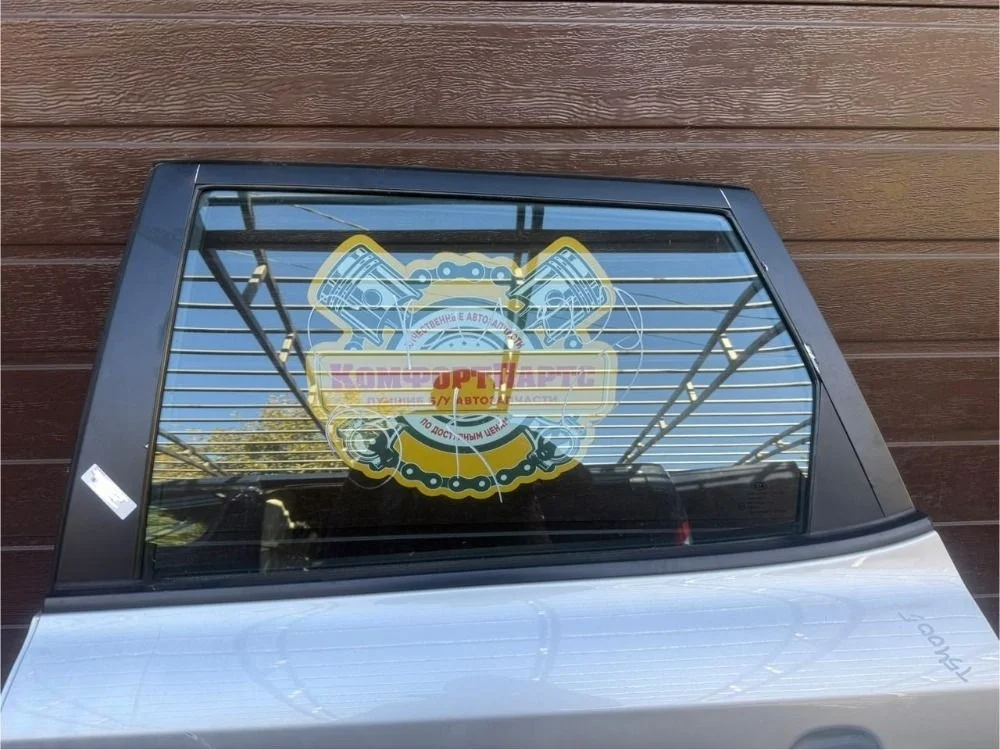 Стекло двери задней левой Kia Ceed ED (2006—2010)