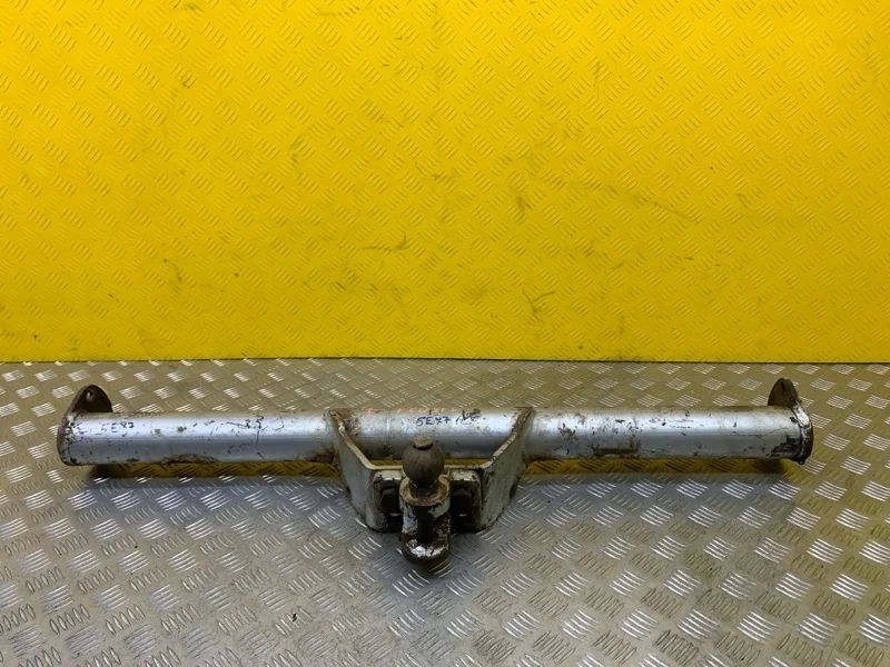 Прицепное устройство (фаркоп) Mitsubishi L200 (2006-2015) 2006 MN146492 ПИКАП 2.5 D 4D56