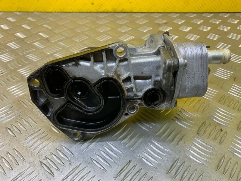 Корпус масляного фильтра Land Rover Range Rover Evoque I (2011-2018) 2014 LR006653 2.2 D 224DT