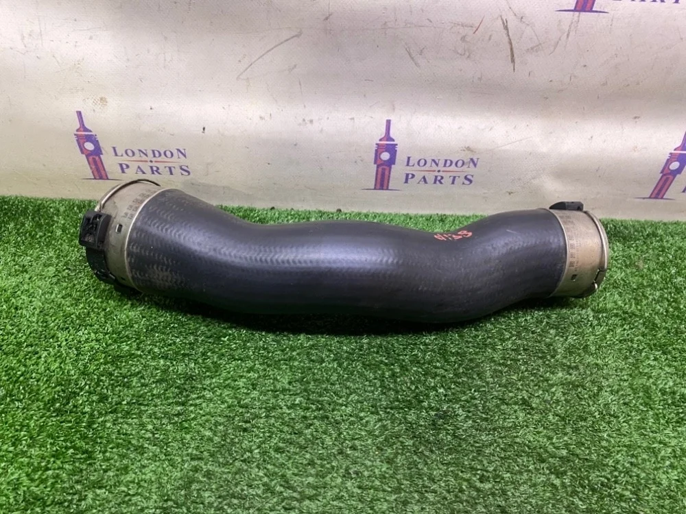 Воздуховод наддувочного воздуха BMW 320D F30