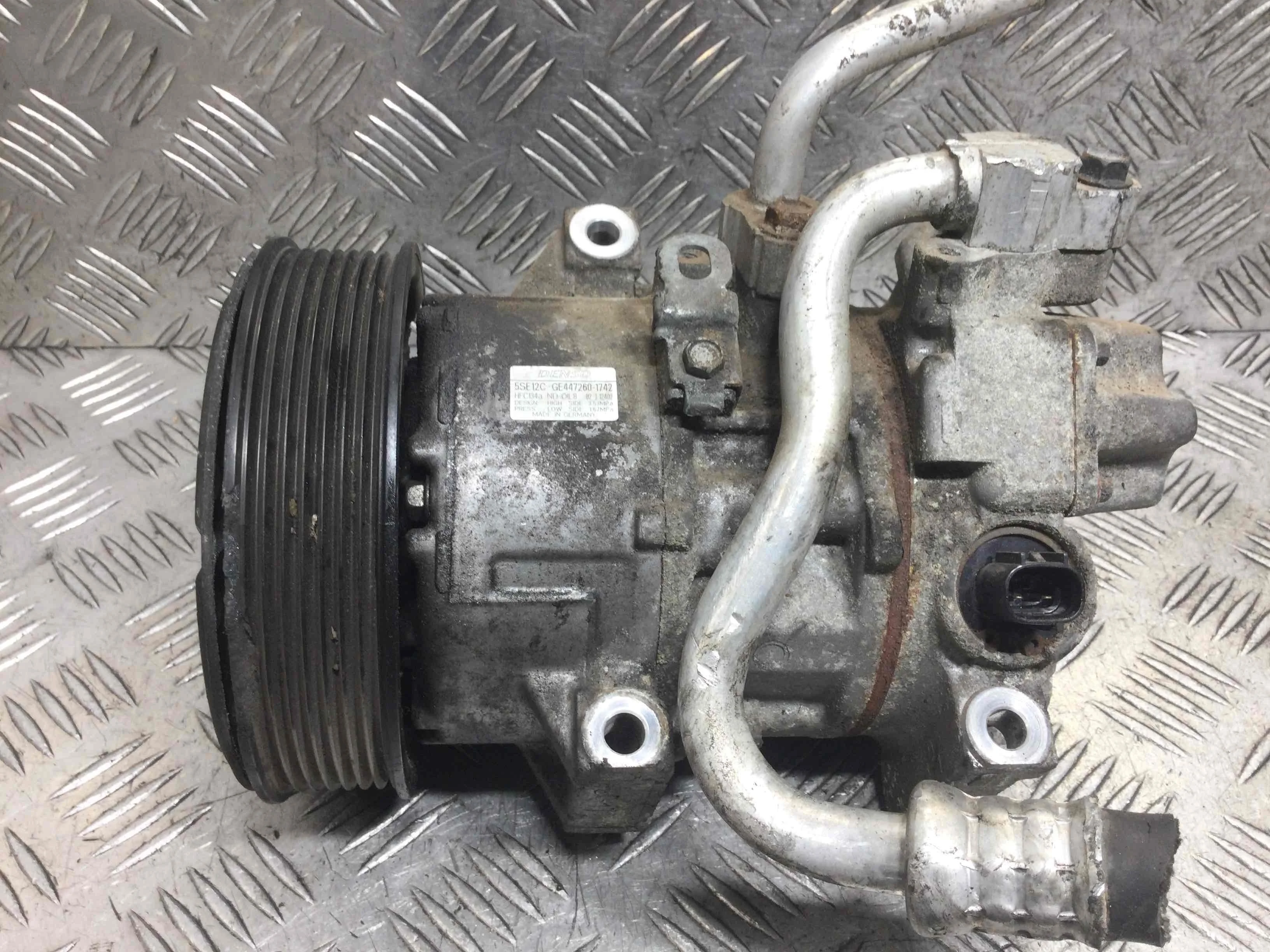 Компрессор кондиционера Toyota Avensis 2 поколение [рестайлинг] 2006 - 2009 дизель 2.0 D4D Механика Седан