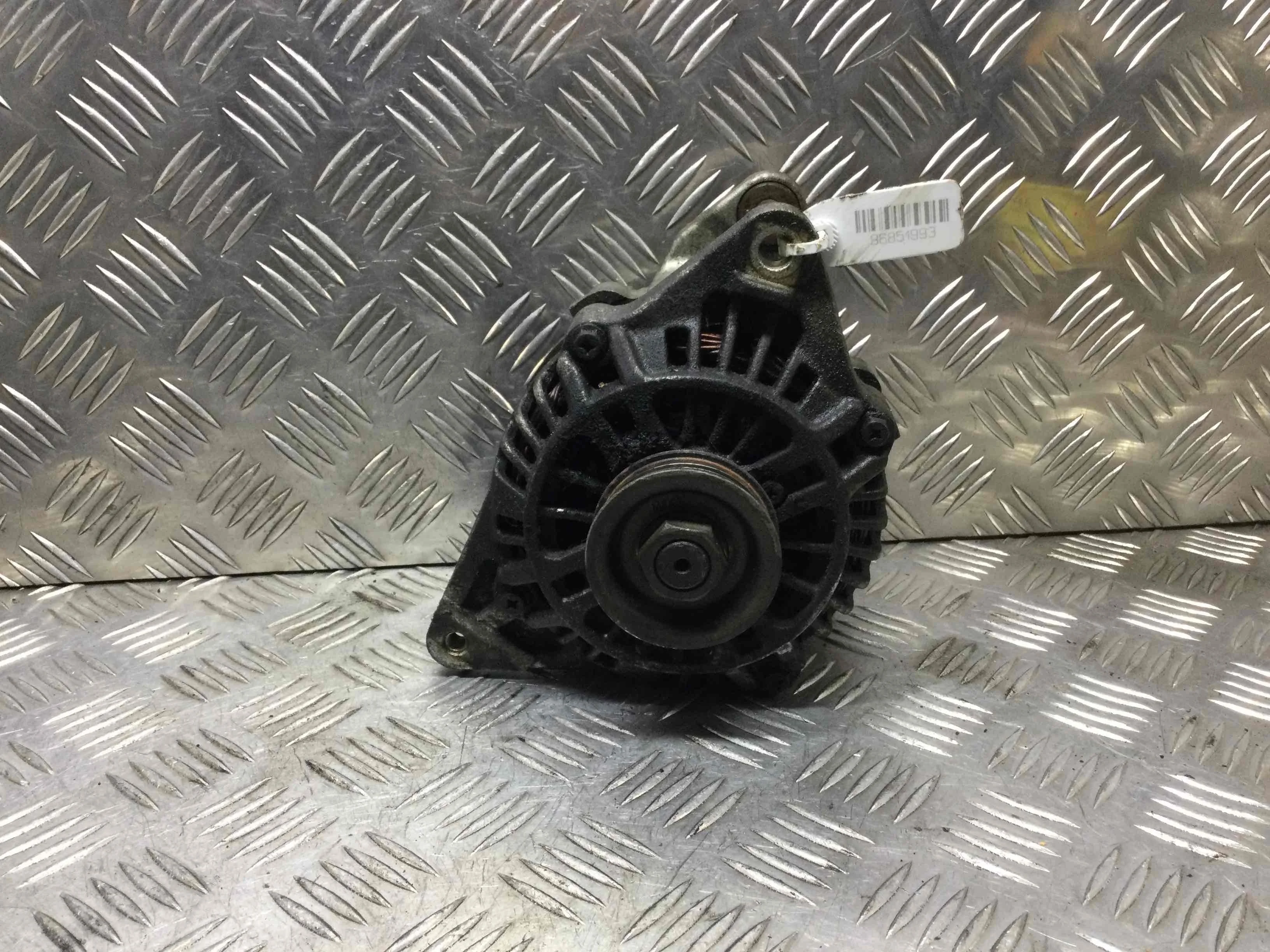 Генератор Mitsubishi Space Star 1 поколение (1998-2002) бензин 1.8 GDI Механика Минивэн