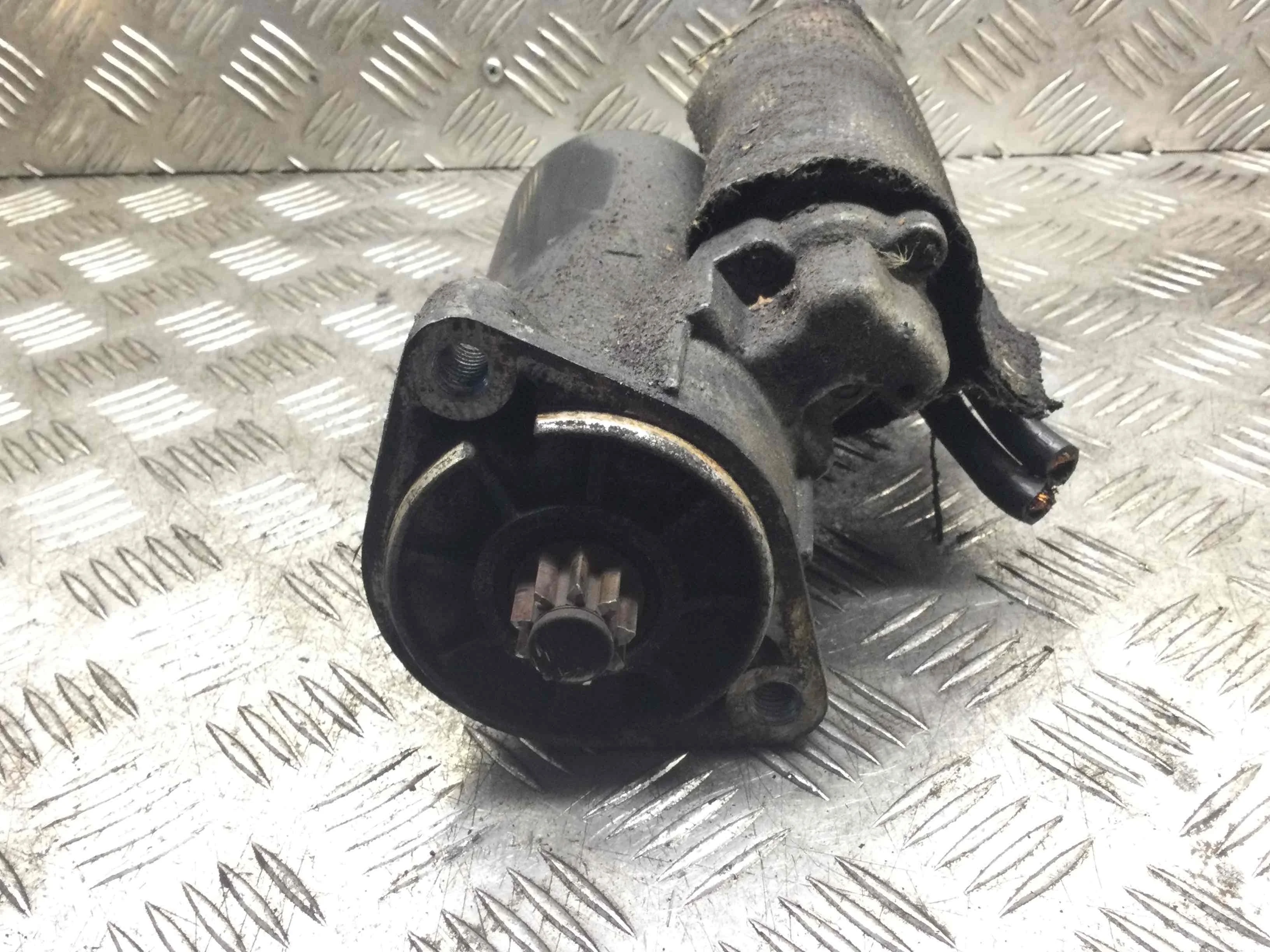 Стартер Volkswagen Crafter 1 поколение (2006-2011) дизель 2.5 TDI Механика Микроавтобус