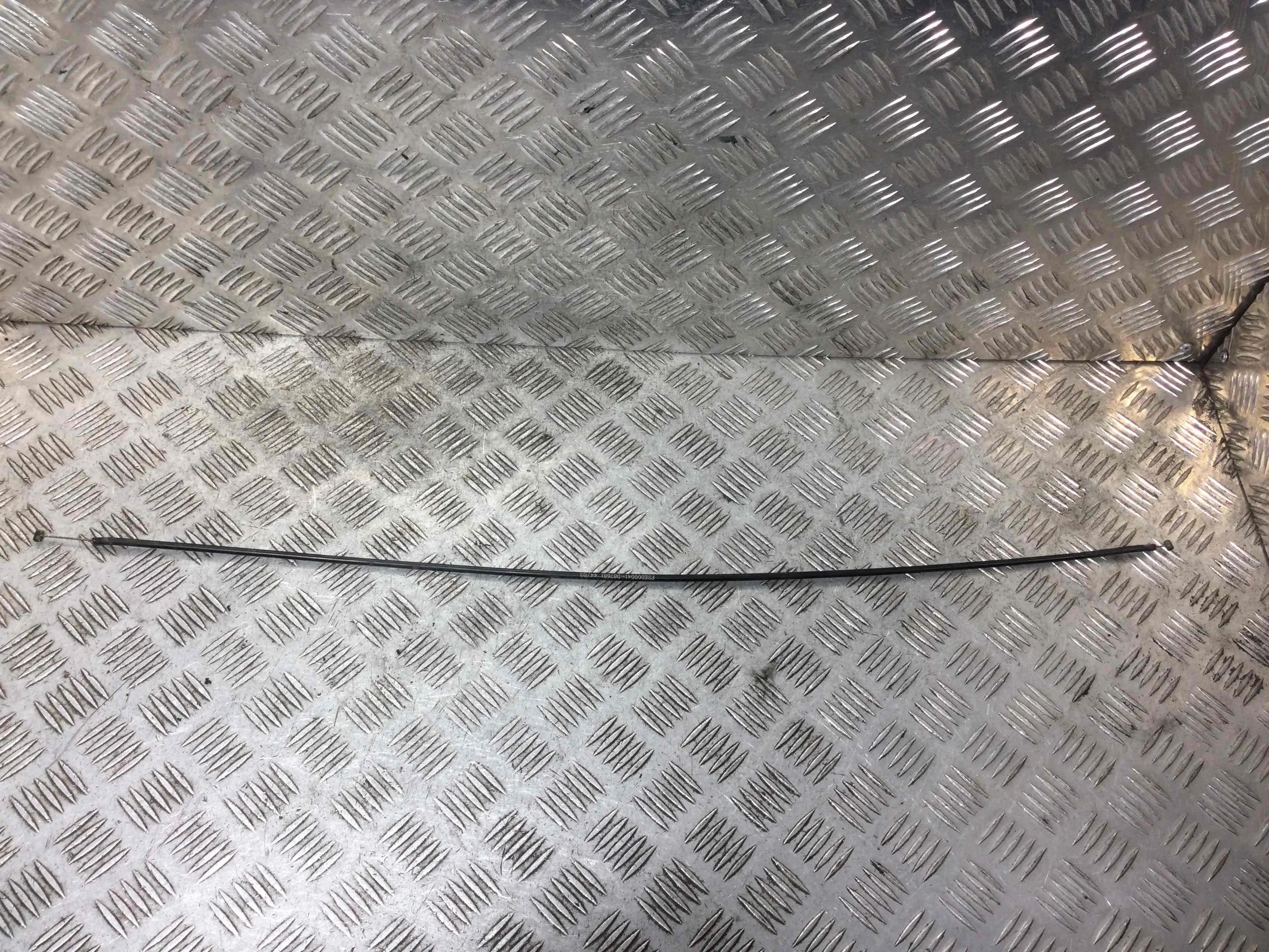 Трос капота Land Rover Range Rover 3 поколение (2002-2005) бензин 4.4