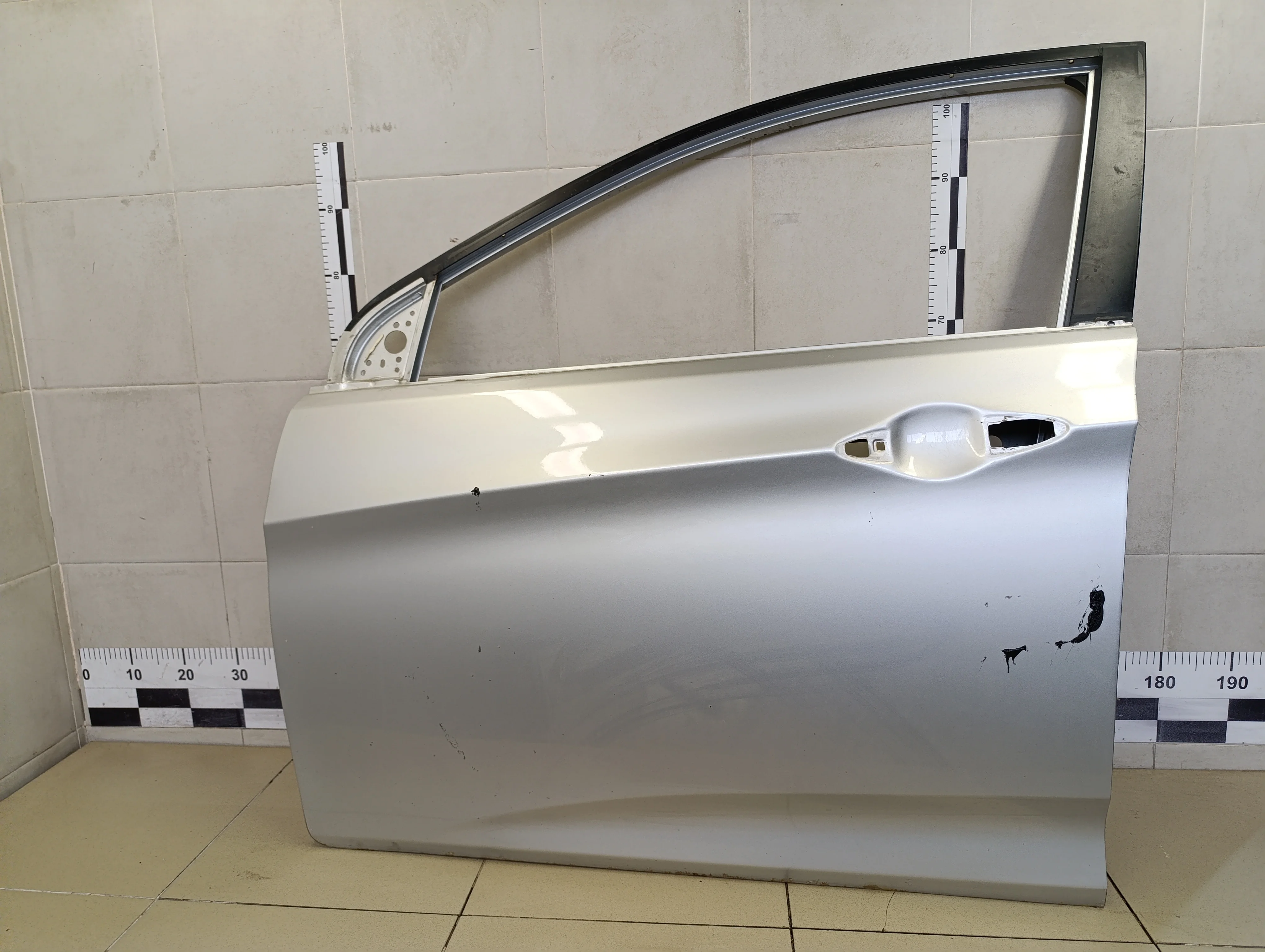 Дверь передняя левая Solaris 2010-2017